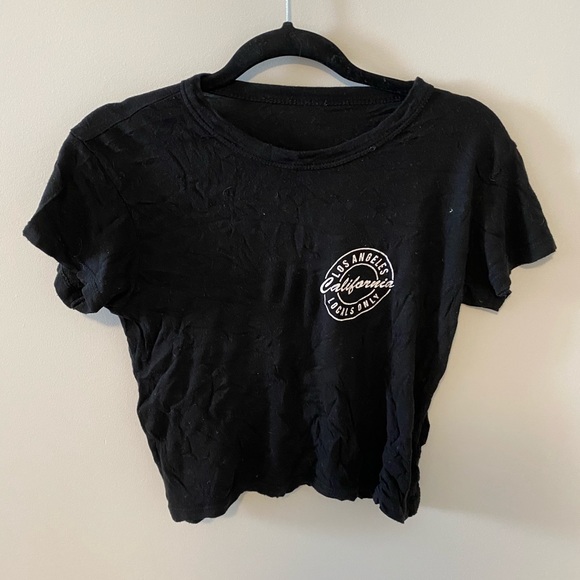 Brandy Melville tshirts - Picture 3 of 3